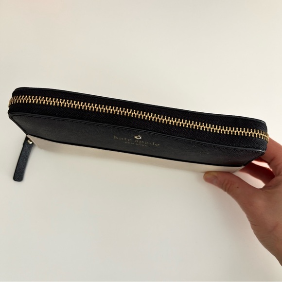 Kate Spade New York Cameron Street Lacey Black and Cream Leather Wallet - Picture 6 of 11